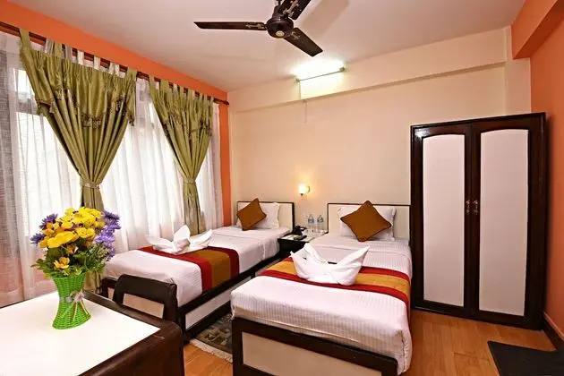 Standard Tek Büyük veya İki Ayrı Yataklı Oda