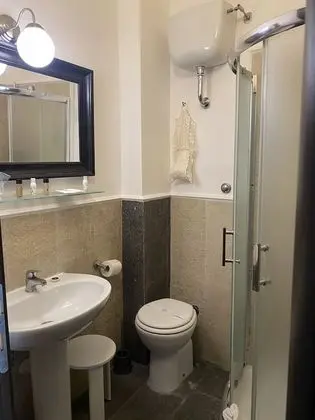 Standard Büyük Yataklı Tek Kişilik Oda (Internal view)