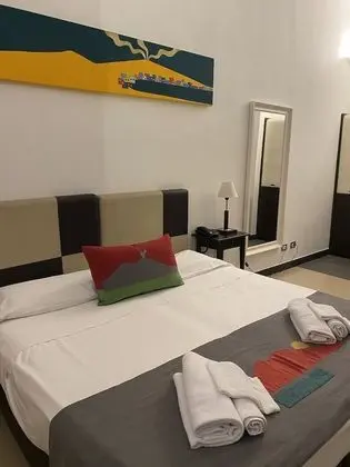 Standard Tek Büyük Yataklı Oda (Internal View)