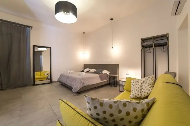 Deluxe Stüdyo Süit