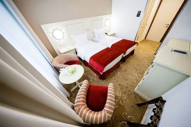 Twin Room 4* - with free access to SPA