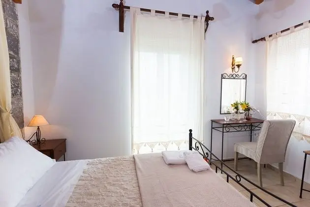 Villa (Kelaino)