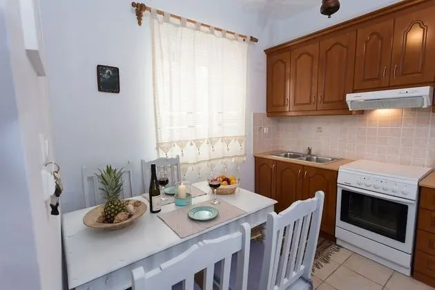 Villa (Kelaino)