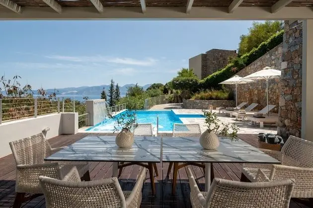 Superior Villa, 2 Yatak Odası, Kişiye Özel Havuzlu