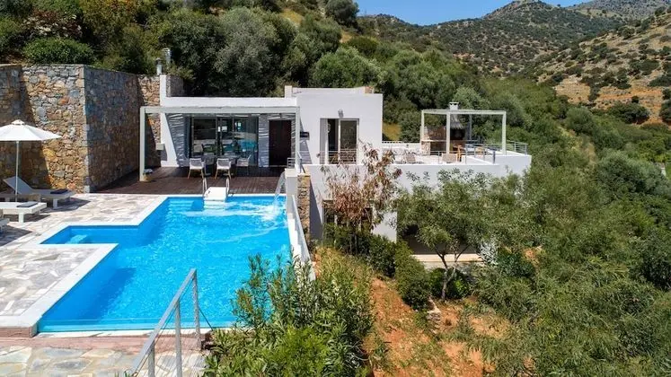 Superior Villa, 2 Yatak Odası, Kişiye Özel Havuzlu