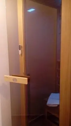 Ev (Sauna)
