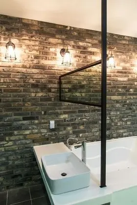 Tek Büyük Yataklı Oda (Holiday)