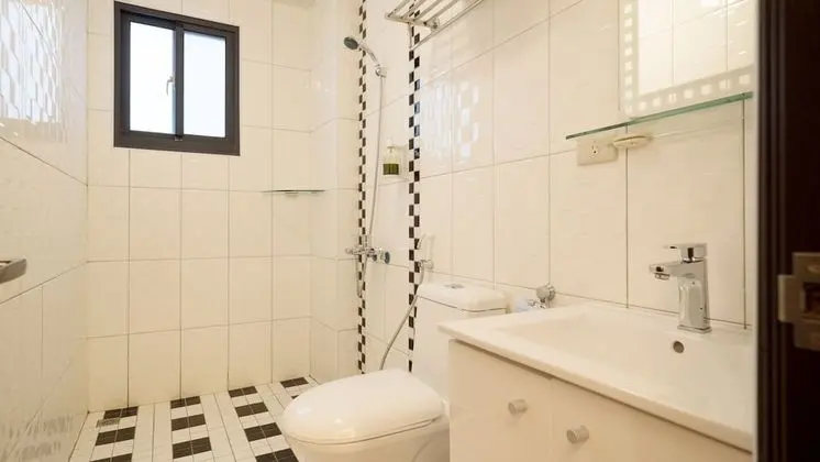 Tek Büyük Yataklı Oda, 1 Çift Kişilik Yatak