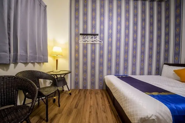 Tek Büyük Yataklı Oda, Ortak Banyo