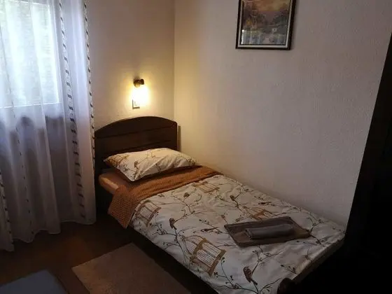 Üç Kişilik Oda, Balkon