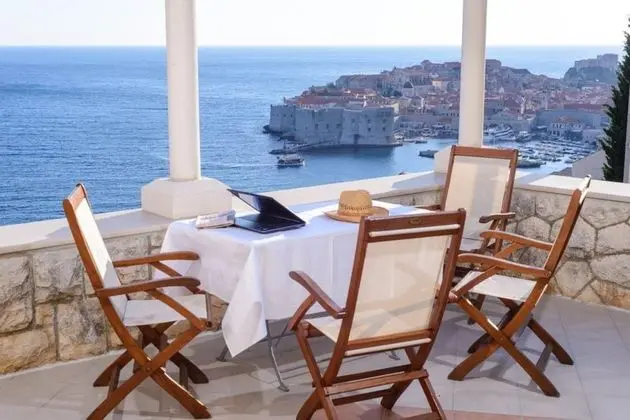 Stüdyo, Teras, Deniz Manzaralı