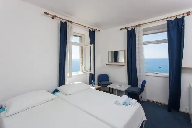 Apart Daire (Two Bedroom Apartment with Balcony)