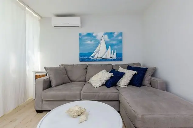 Apart Daire (Two Bedroom Apartment with Sea View -)