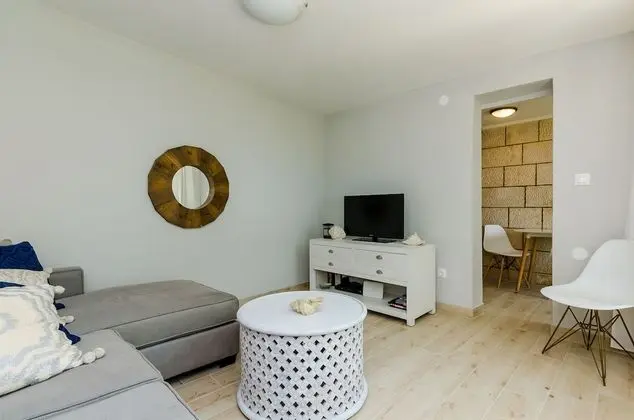 Apart Daire (Two Bedroom Apartment with Sea View -)
