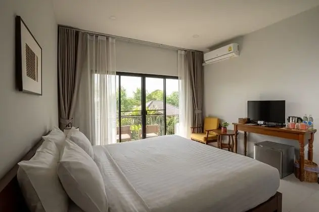 Standard King Room