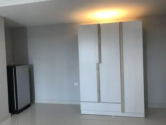 Deluxe Studio