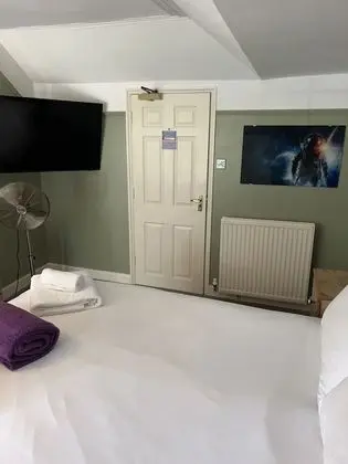 Superior King Room (Bay Window)