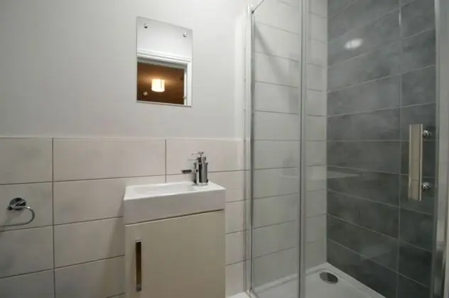 Standard Stüdyo, Özel Banyo