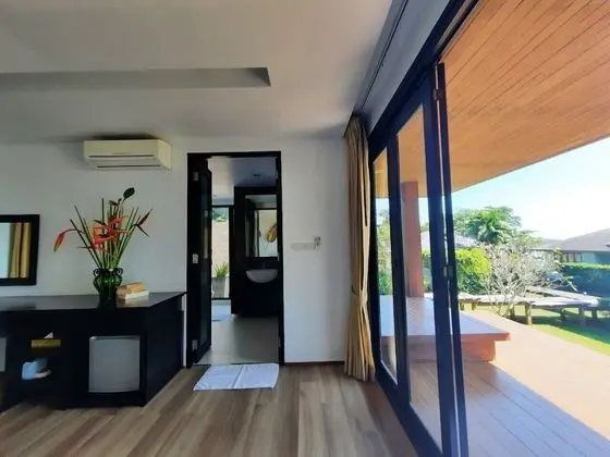 Superior Sea view
