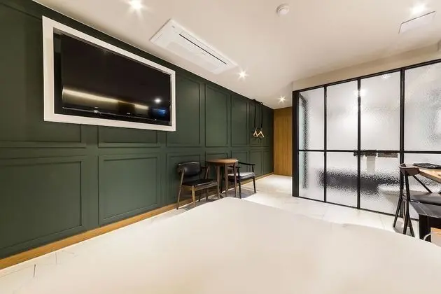 Luxury Oda