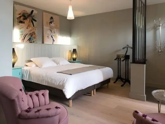 Superior Tek Büyük veya İki Ayrı Yataklı Oda, Özel Banyo, Bahçe Manzaralı (Chambre Plumes)