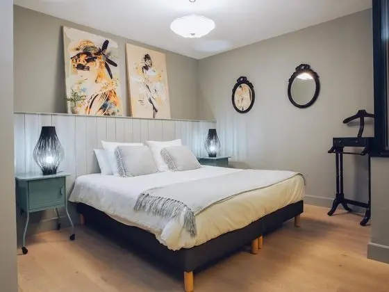 Superior Tek Büyük veya İki Ayrı Yataklı Oda, Özel Banyo, Bahçe Manzaralı (Chambre Plumes)