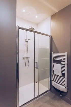 Tek Büyük Yataklı Oda, Özel Banyo (Chambre Coton)