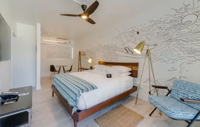 Bungalov King Size Bed