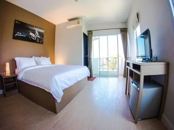 Deluxe Tek Büyük Yataklı Oda