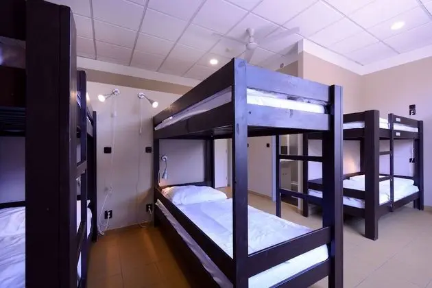 Ortak Ranzalı Oda, Banyolu/Duşlu (8 Bedded)