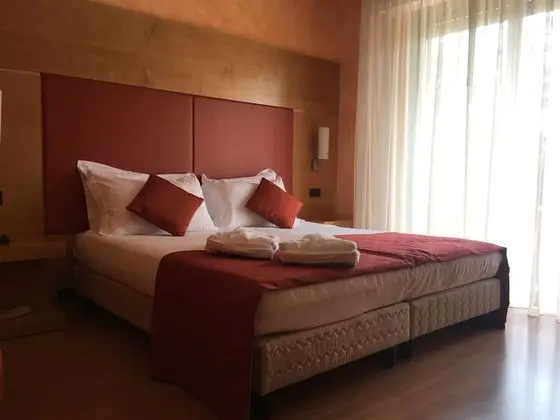 Tek Büyük veya İki Ayrı Yataklı Oda