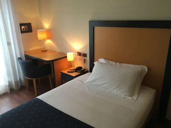 Tek Kişilik Oda, 1 Tek Kişilik XL Yatak