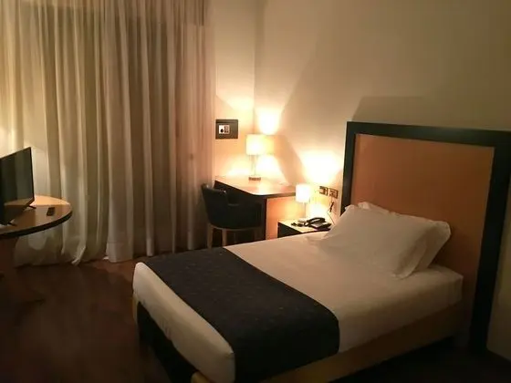 Tek Kişilik Oda, 1 Tek Kişilik XL Yatak