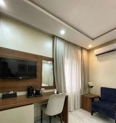 Deluxe Tek Büyük Yataklı Oda