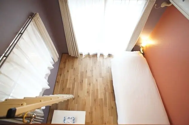 Basic Üç Kişilik Oda