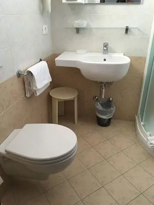 Tek Büyük Yataklı Oda, Balkon