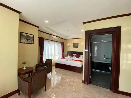 Deluxe Tek Büyük Yataklı Oda