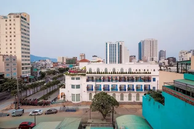 Stüdyo, Şehir Manzaralı