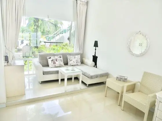 Honeymoon Villa