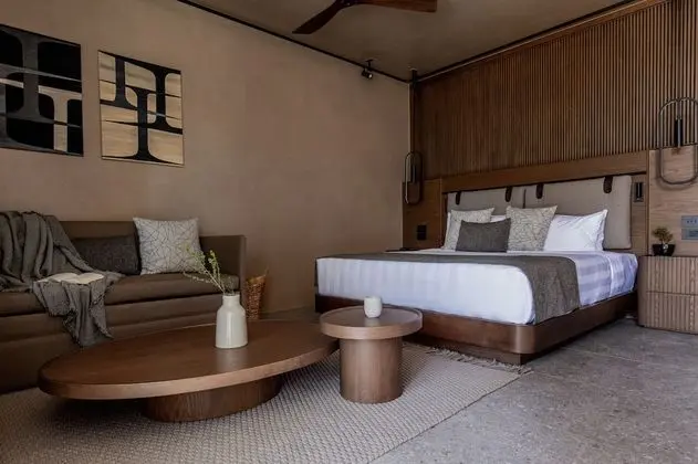 Breath Suite with Private Pool