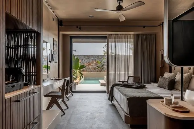 Breeze Suite with Private Pool