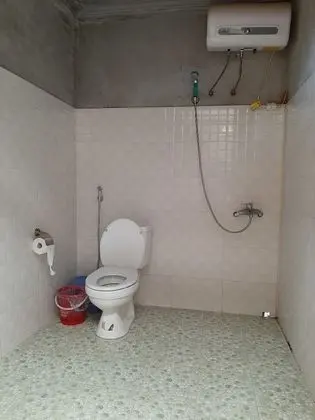 Tek Büyük Yataklı Oda, Ortak Banyo