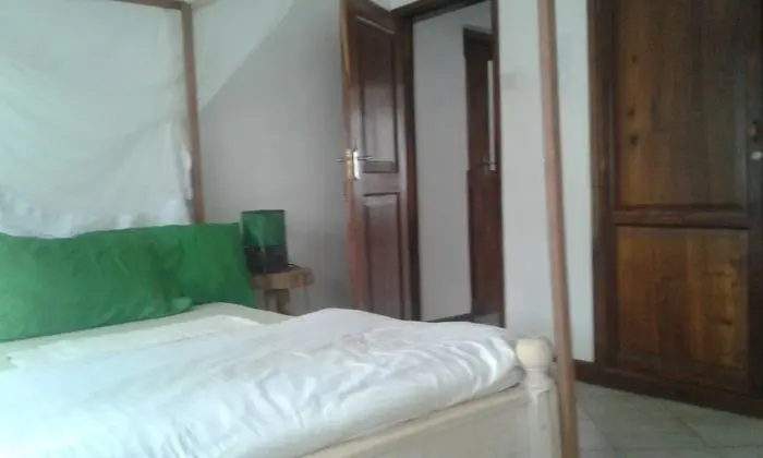 Economy Tek Büyük Yataklı Oda, Ortak Banyo
