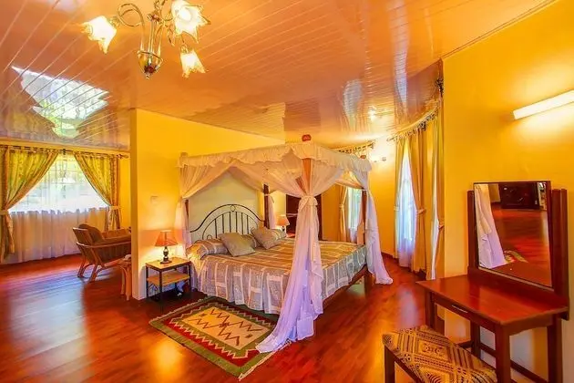Deluxe Kır Evi, Veranda, Bahçe Manzaralı