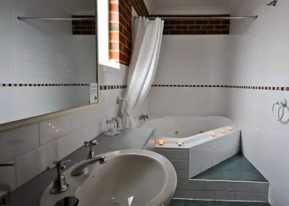 Standard Oda, Sigara İçilmez, Jakuzi (Spa Room (2- night stay))