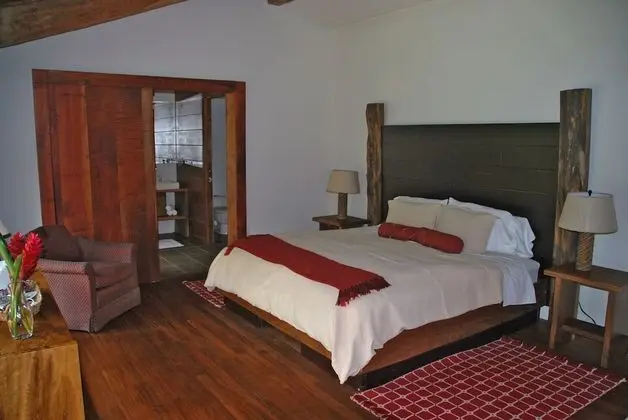Lodge Room With Garden View Toucanet