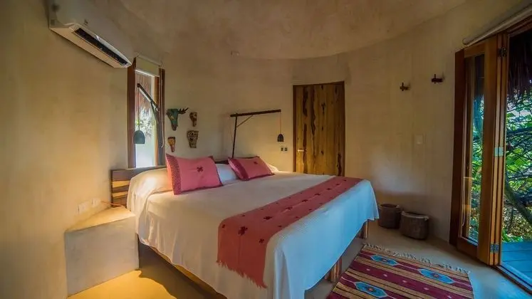 Casa Pocna jungle view suite A/C