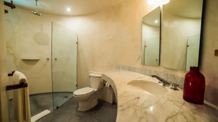 Casa Pocna jungle view suite A/C