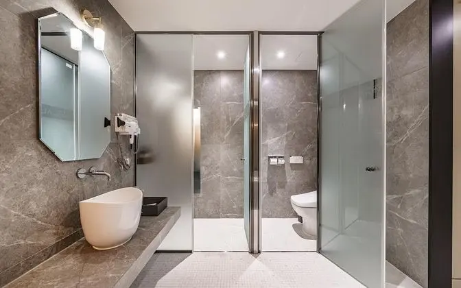 Oda (Sweet spa (two-person spa bath styler)