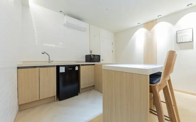 Oda (Suite (double bed/no-hard 1pc/minibar)